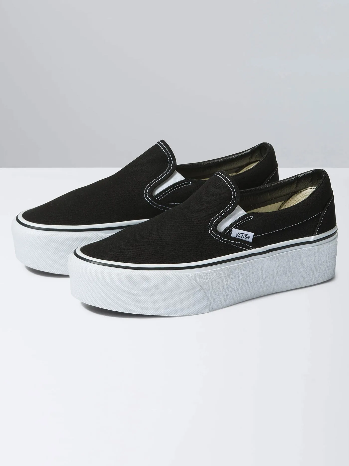 Classic Slip-On Stackform Black/True White Shoes