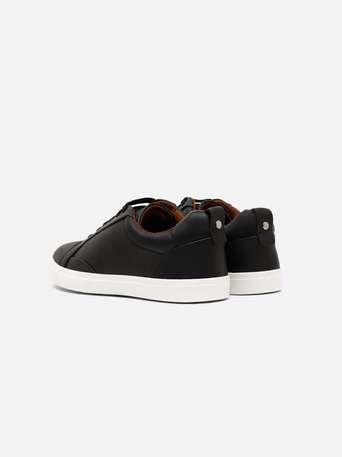 Low Top Sneakers - FAMS23-004