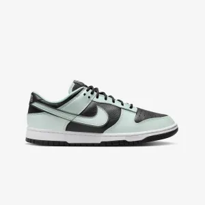 Nike | DUNK LOW RETRO PREMIUM  { DK SMOKE GREY/BARELY GREEN-WHITE