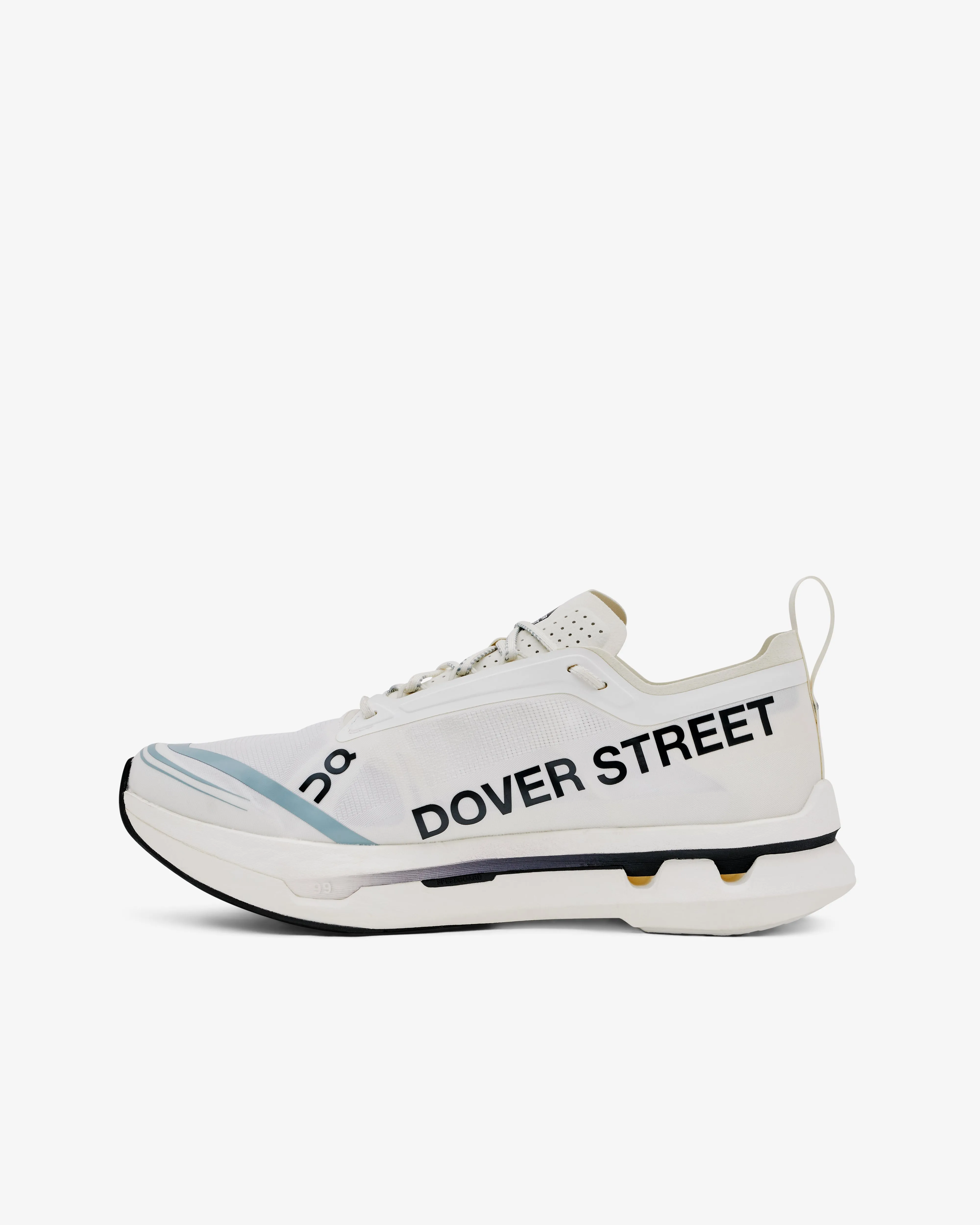 On-Running - DSM Men's Cloudboom Zone Sneakers - (White)
